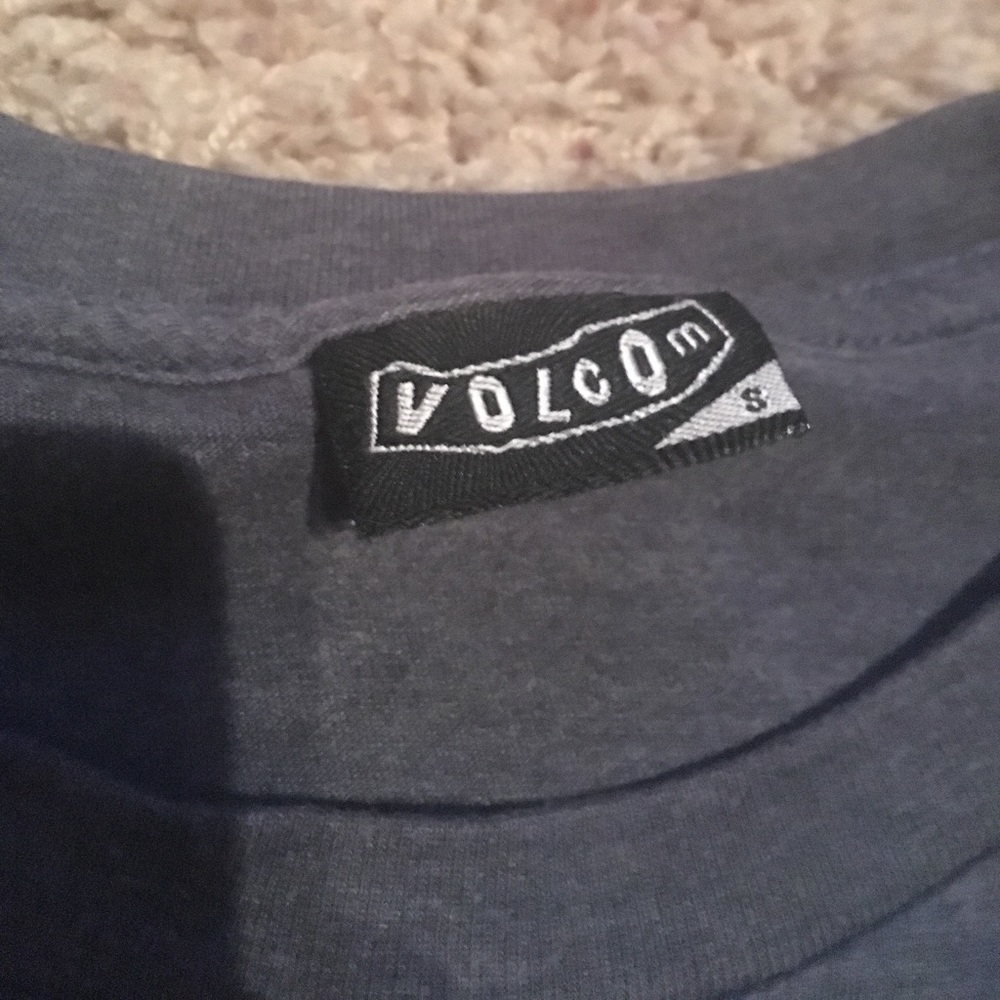 Volcom tshirt - Picture 2 of 3